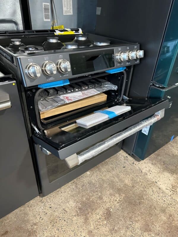 Combo cuisine Black Slate, Réfrigérateur 36’’, Cuisinière au gaz four double et lave-vaisselle – Image 6