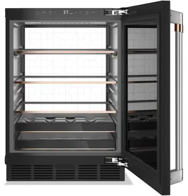 Café 5.1 cu.ft Refrigerator, 24'', Beverage CenterMC, Black - CCP06BP3PD1 - Image 2