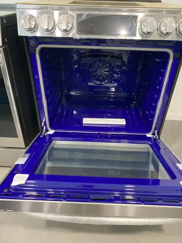 Cuisinière électrique LG 30 po Inox, Convection, Air Fry, 6.3 pi³ - LSEL6337F – Image 4