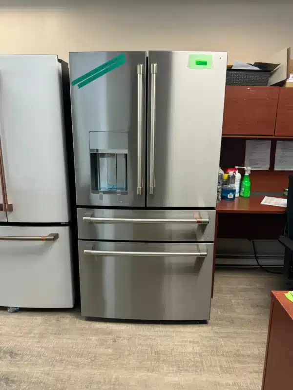 Réfrigérateur GE Café 36’’ à portes françaises – 27.6 pi³ – Acier inoxydable – CVE28DP2NS1 – Image 5